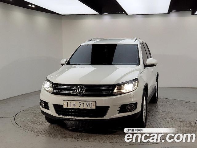 Volkswagen Tiguan 2015 — photo 2