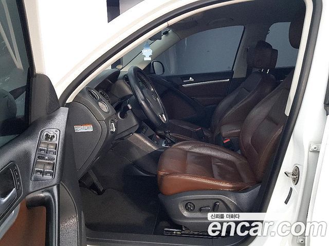 Volkswagen Tiguan 2015 — photo 8