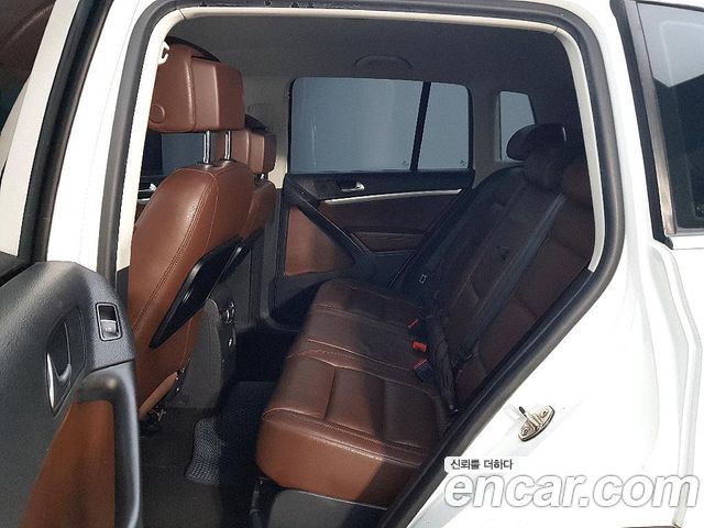 Volkswagen Tiguan 2015 — photo 9