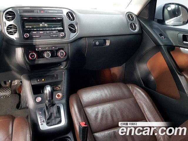 Volkswagen Tiguan 2015 — photo 10