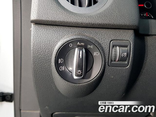 Volkswagen Tiguan 2015 — photo 11