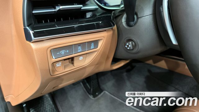 Genesis G80 2022 — photo 16