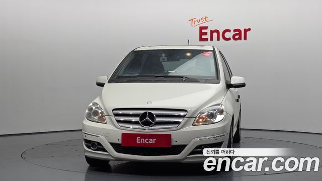 Mercedes-Benz B-Class 2011 — photo 3