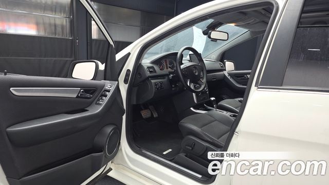 Mercedes-Benz B-Class 2011 — photo 10