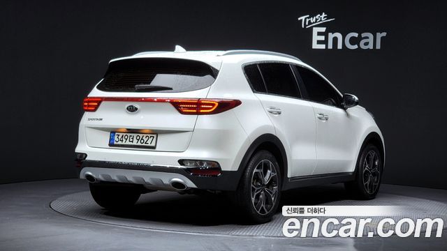 Kia Sportage 2021 — photo 2