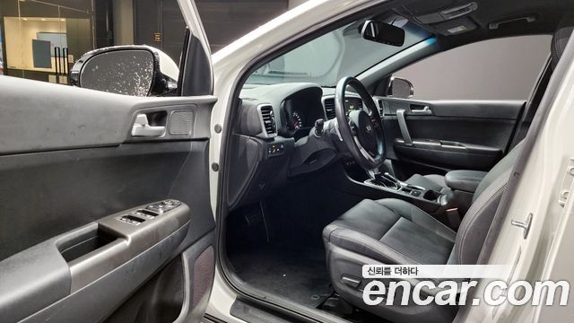 Kia Sportage 2021 — photo 11