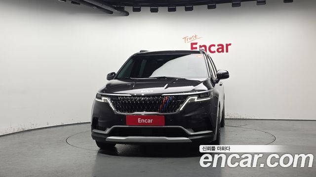 Kia Canival 2022 — photo 3