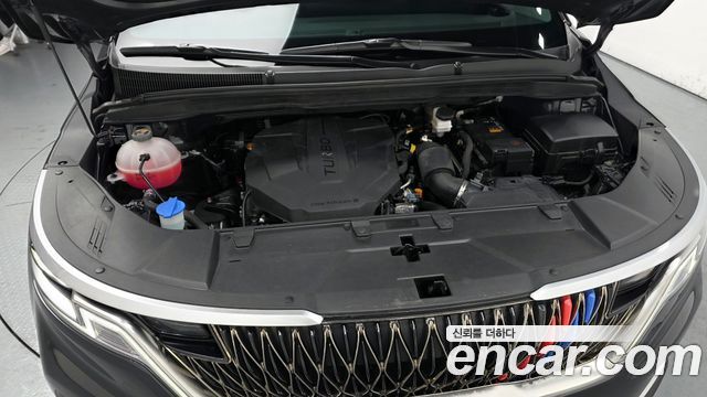 Kia Canival 2022 — photo 6