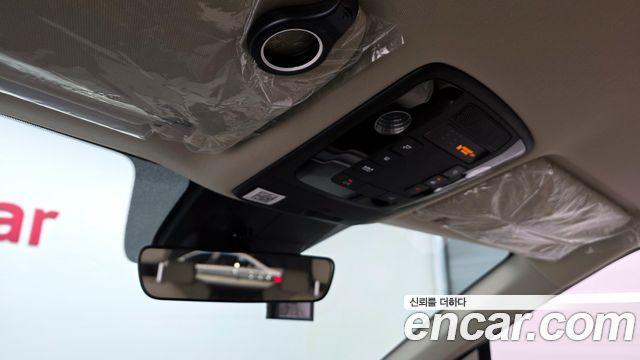 Kia Canival 2022 — photo 17