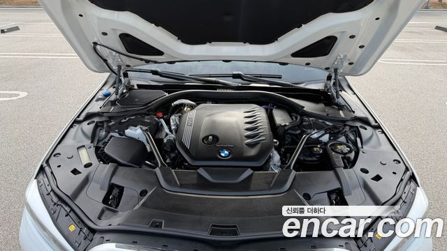 BMW 7-Series 2021 — photo 6