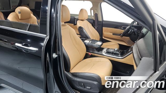 Kia Canival 2021 — photo 12