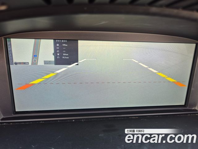 BMW 3-Series 2011 — photo 17