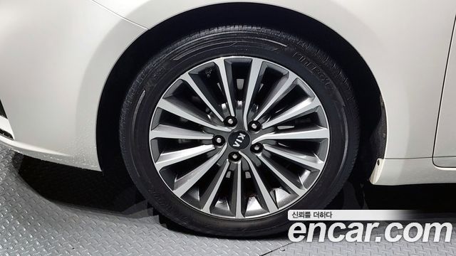 Kia K7 2016 — photo 5