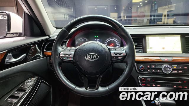 Kia K7 2016 — photo 14