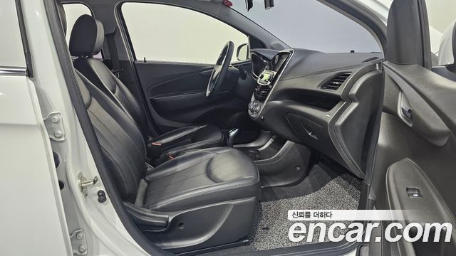 Chevrolet Korea Spark 2018 — photo 10