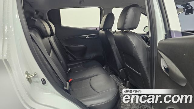 Chevrolet Korea Spark 2018 — photo 13