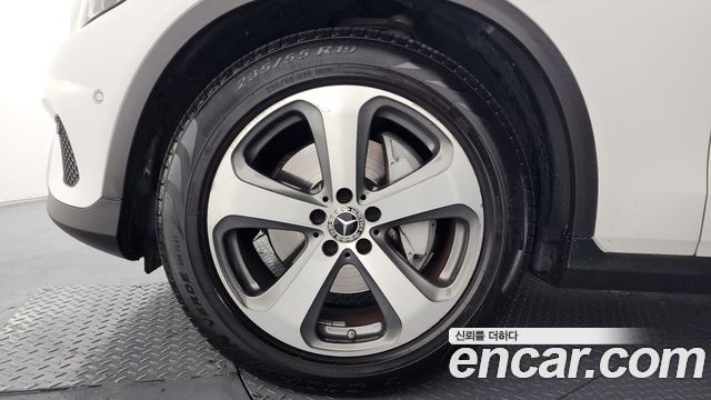 Mercedes-Benz GLC-Class 2018 — photo 5