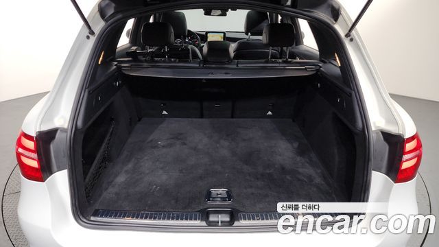 Mercedes-Benz GLC-Class 2018 — photo 20