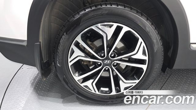 Hyundai Santafe 2019 — photo 5