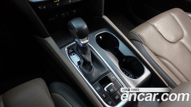 Hyundai Santafe 2019 — photo 9