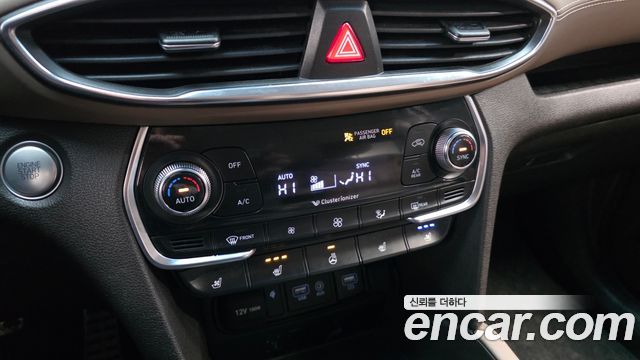 Hyundai Santafe 2019 — photo 16