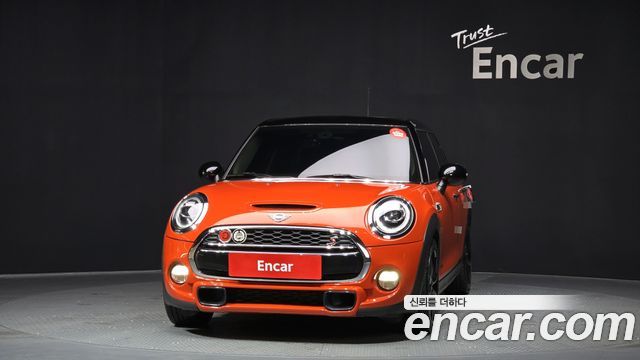 Mini Cooper 2019 — photo 3