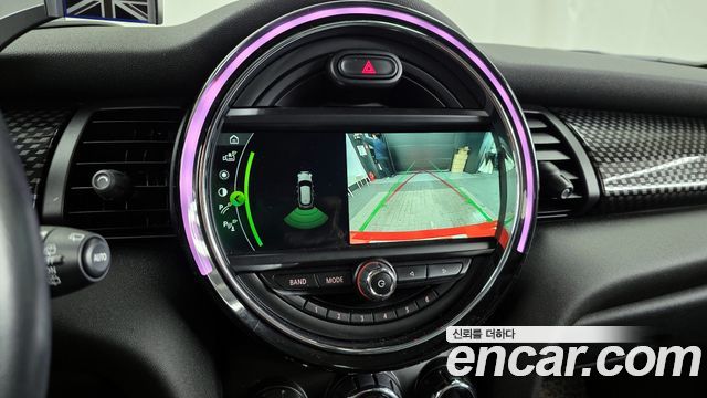 Mini Cooper 2019 — photo 15
