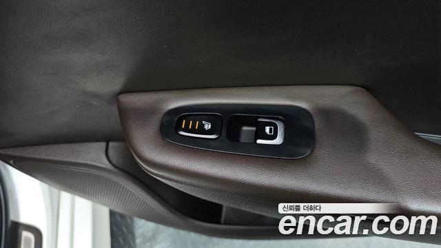 Kia Stinger 2018 — photo 18