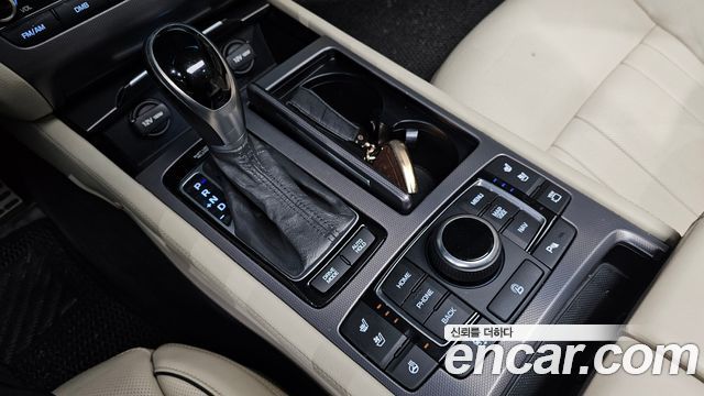Hyundai Genesis 2016 — photo 9