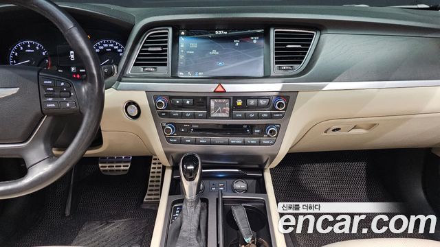 Hyundai Genesis 2016 — photo 15
