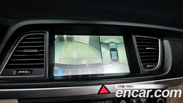 Hyundai Genesis 2016 — photo 16