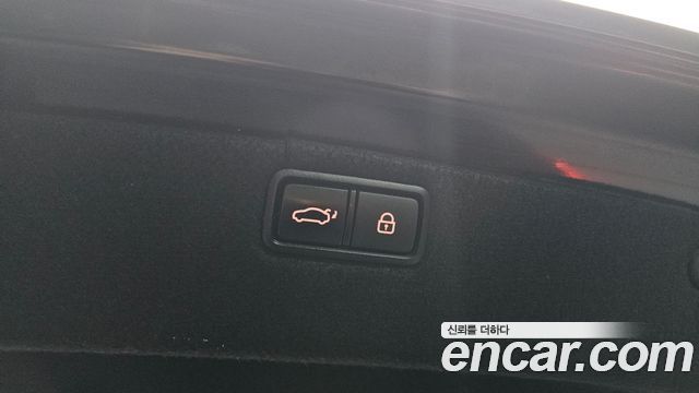 Hyundai Genesis 2016 — photo 19