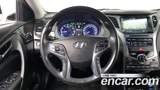 Hyundai Grandeur 2016 — photo 13