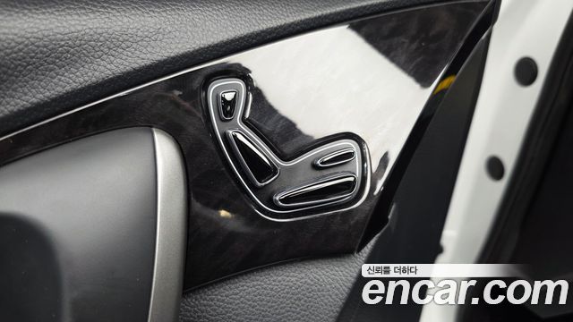 Hyundai Grandeur 2016 — photo 18