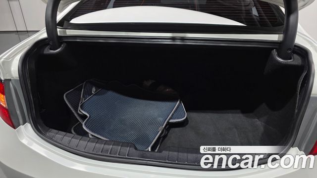 Hyundai Grandeur 2016 — photo 20