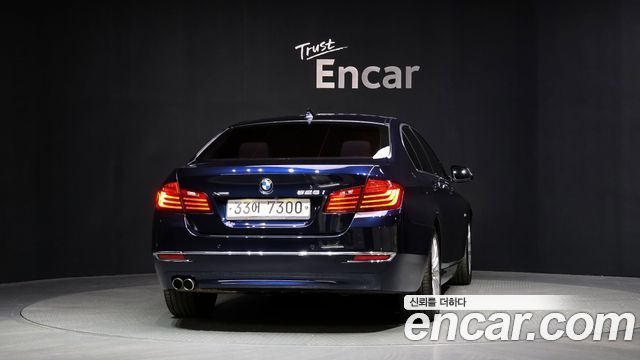 BMW 5-Series 2014 — photo 4