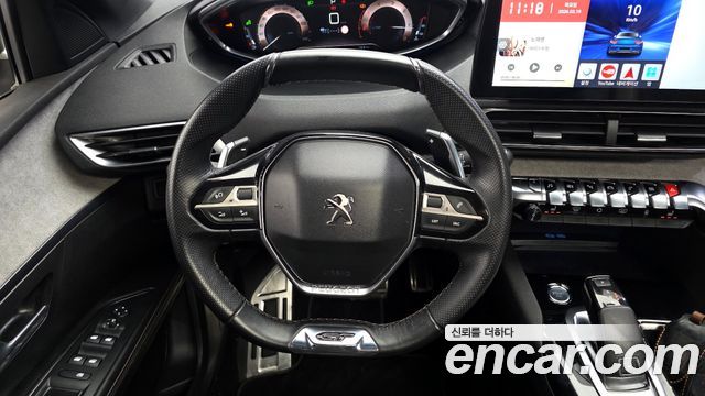 Peugeot 5008 2018 — photo 13