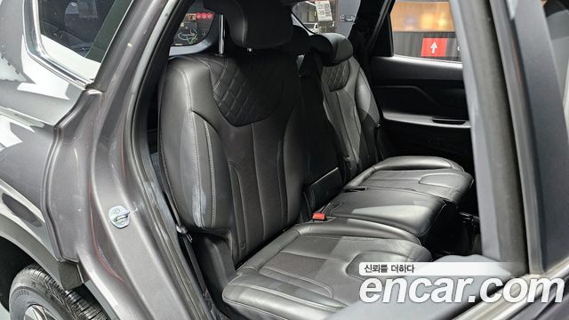 Hyundai Santafe 2021 — photo 12