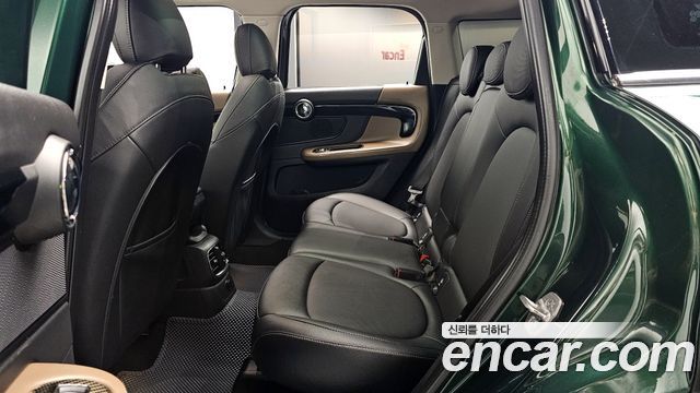 Mini Countryman 2018 — photo 12