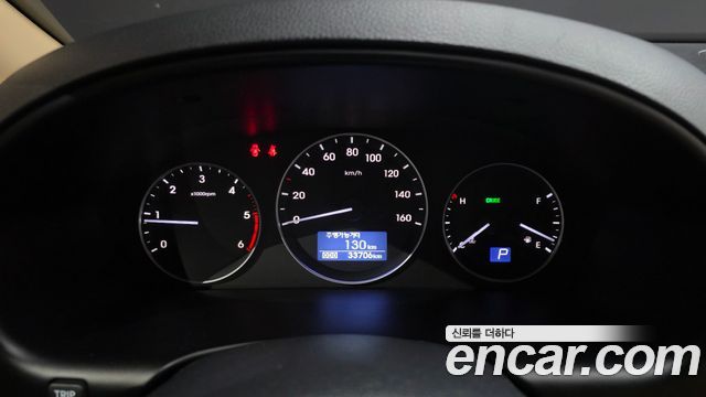 Hyundai Starex 2020 — photo 8