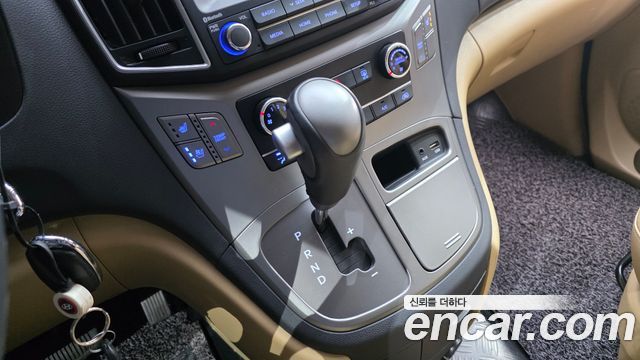Hyundai Starex 2020 — photo 9