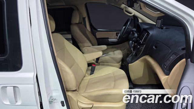 Hyundai Starex 2020 — photo 10