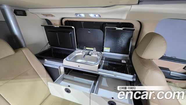 Hyundai Starex 2020 — photo 11