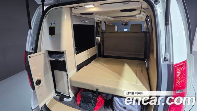Hyundai Starex 2020 — photo 13