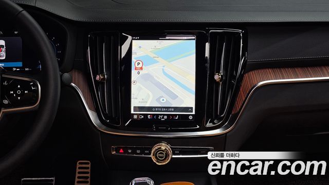 Volvo S60 2024 — photo 15