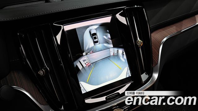 Volvo S60 2024 — photo 16