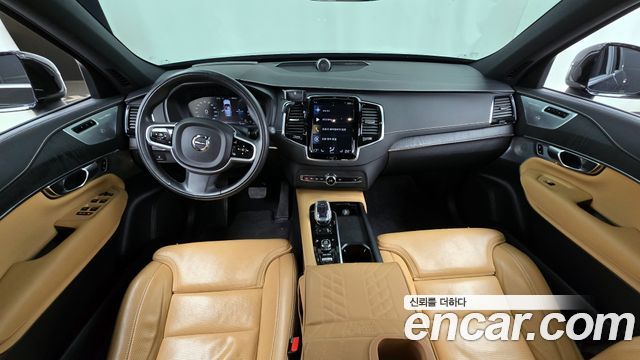 Volvo XC90 2021 — photo 7