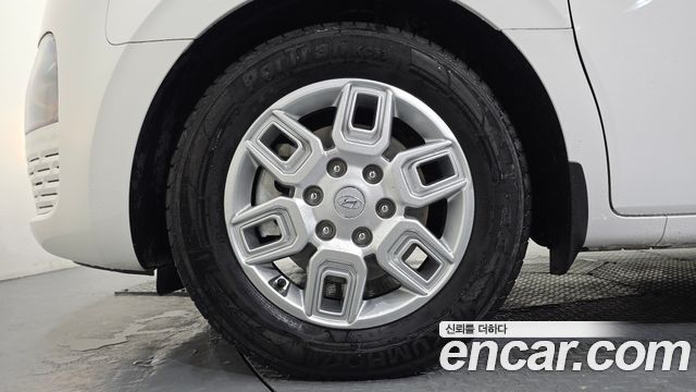 Hyundai Staria 2022 — photo 5