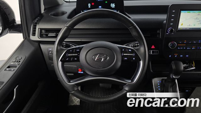Hyundai Staria 2022 — photo 13