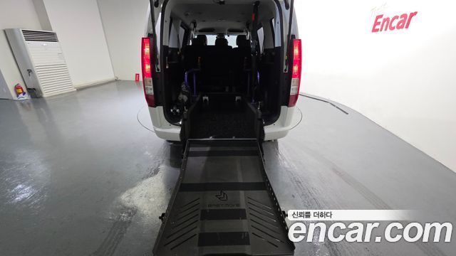 Hyundai Staria 2022 — photo 19